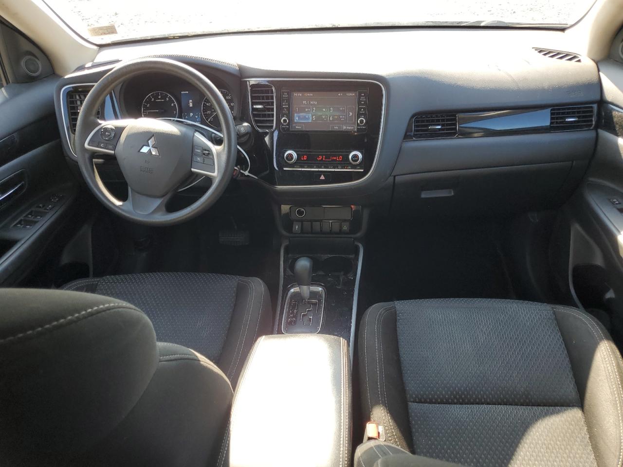 2020 Mitsubishi Outlander Se VIN: JA4AZ3A33LZ044735 Lot: 70322935