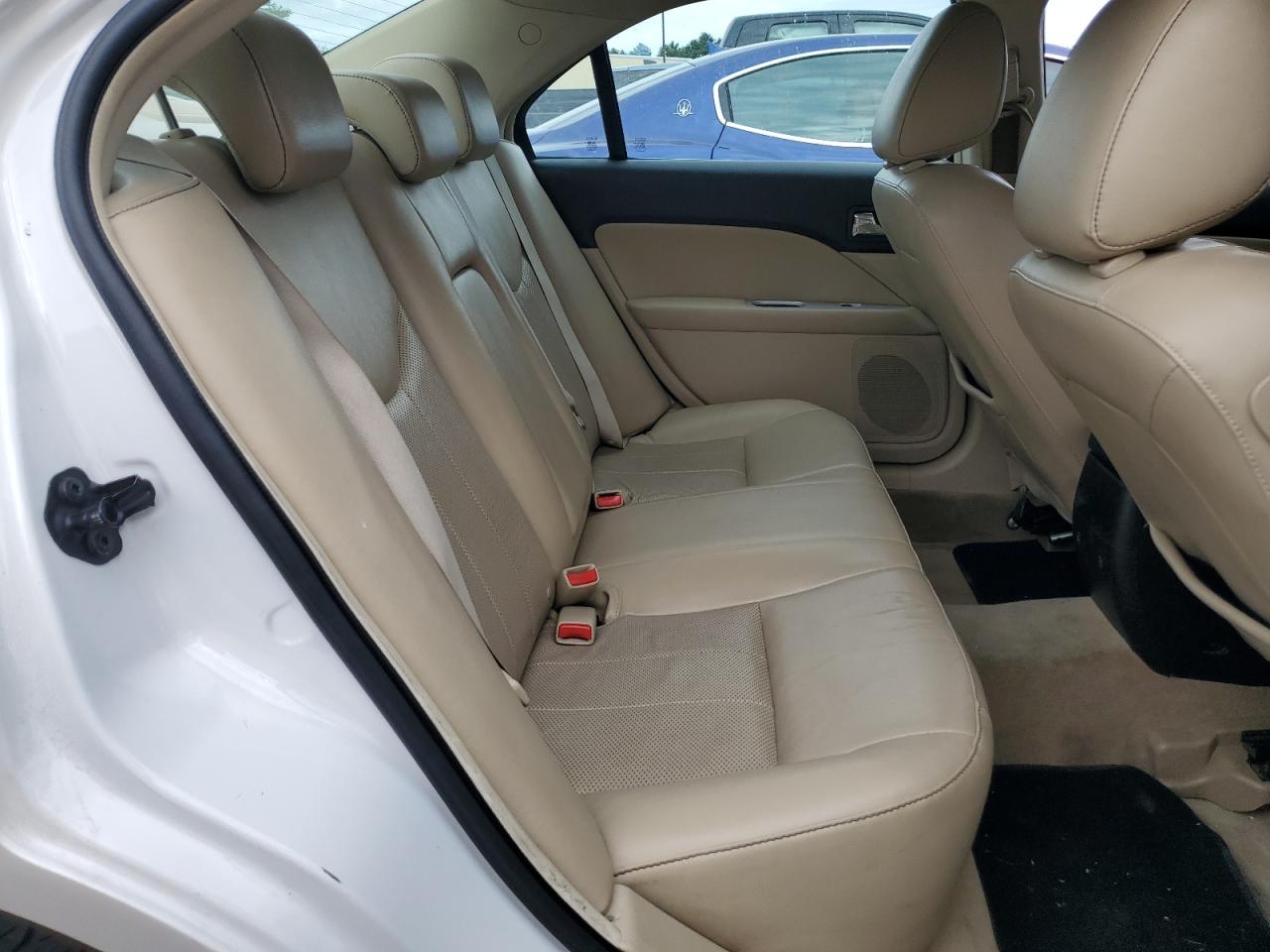 2010 Mercury Milan Premier VIN: 3MEHM0CG1AR605063 Lot: 70891265