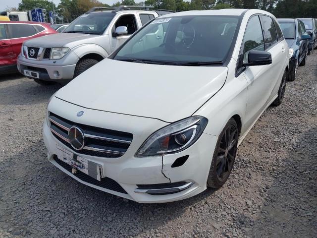 2013 MERCEDES BENZ B180 BLUEE