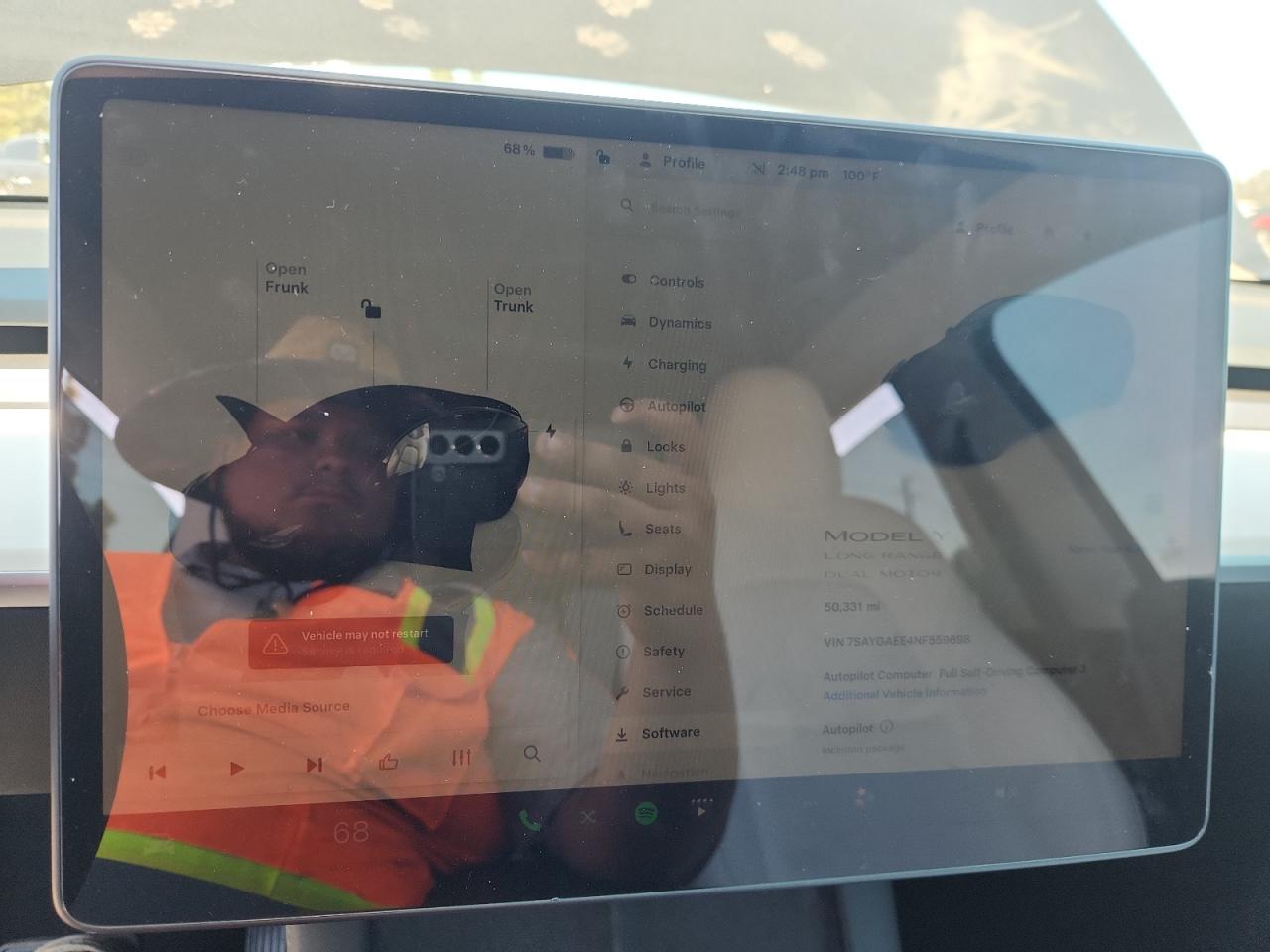 2022 Tesla Model Y VIN: 7SAYGAEE4NF559698 Lot: 69386405