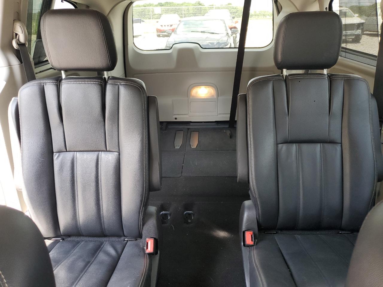 2016 Chrysler Town & Country Touring VIN: 2C4RC1BG5GR121122 Lot: 68624605