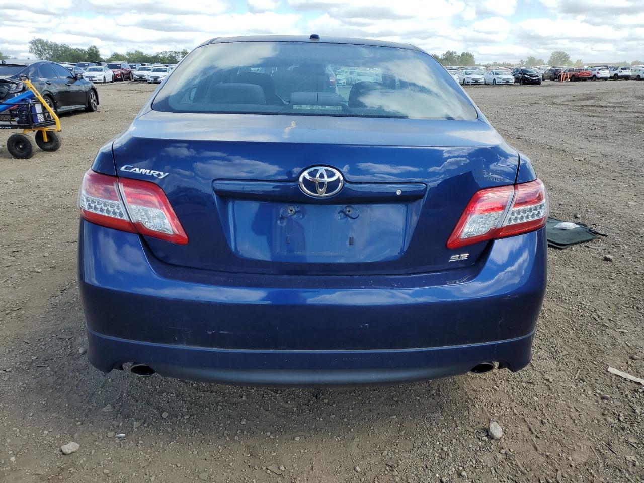 2010 Toyota Camry Base VIN: 4T1BF3EK4AU508058 Lot: 69872795