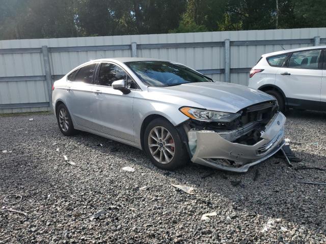  FORD FUSION 2017 Серебристый