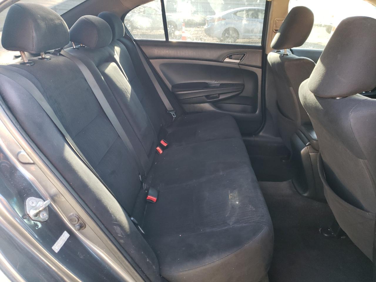 2011 Honda Accord Lx VIN: 1HGCP2F32BA055683 Lot: 70770145