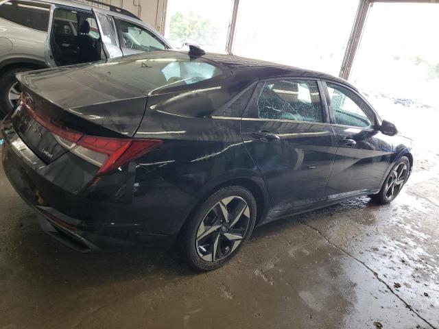  HYUNDAI ELANTRA 2022 Черный