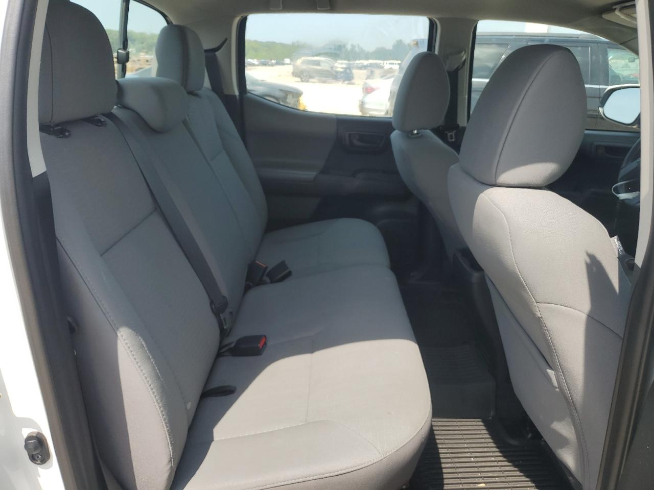 2018 Toyota Tacoma Double Cab VIN: 3TMCZ5AN1JM138199 Lot: 69084695