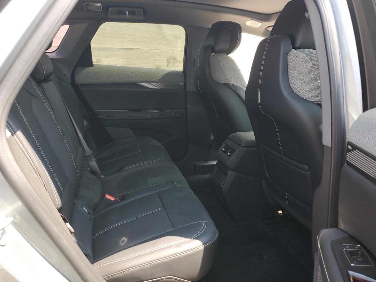 2025 Cadillac Optiq Sport VIN: 3GYK3EMR4SS146168 Lot: 68528695