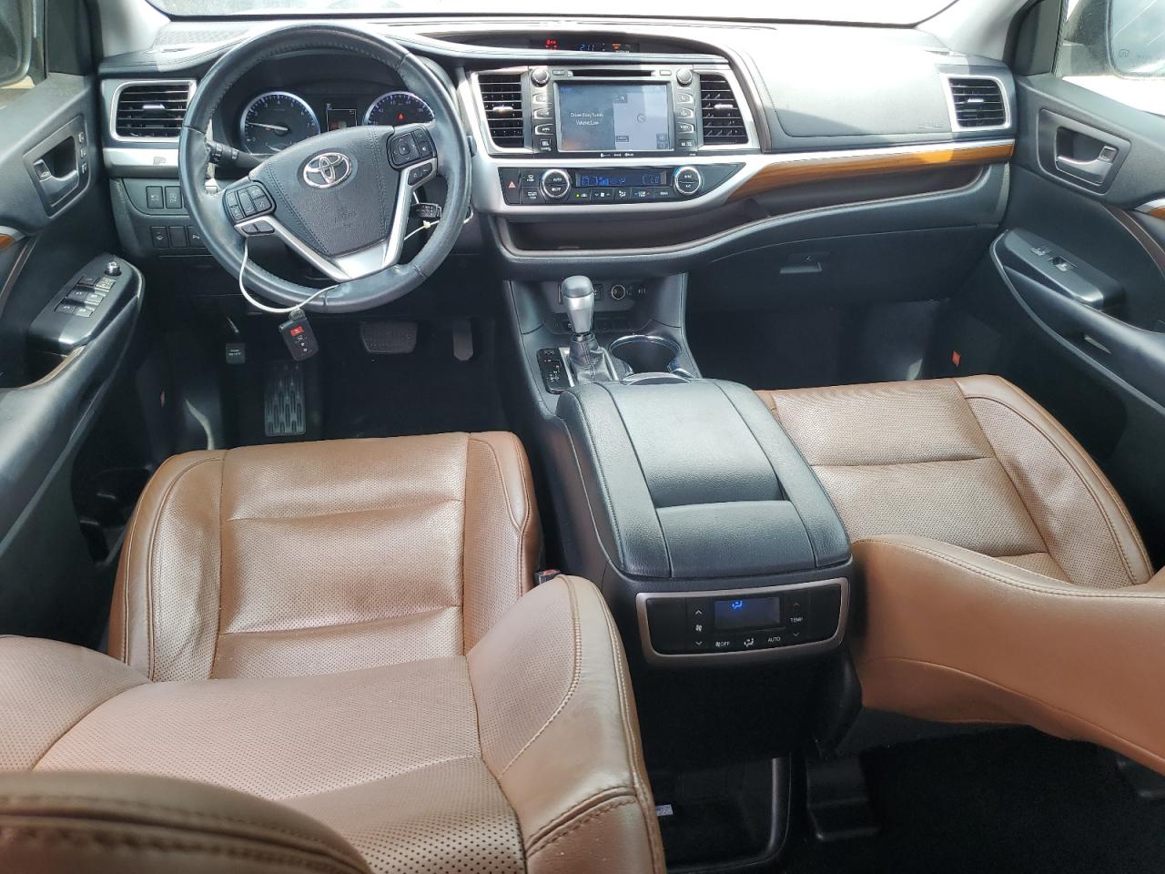 2019 Toyota Highlander Limited VIN: 5TDYZRFH0KS333843 Lot: 67468885