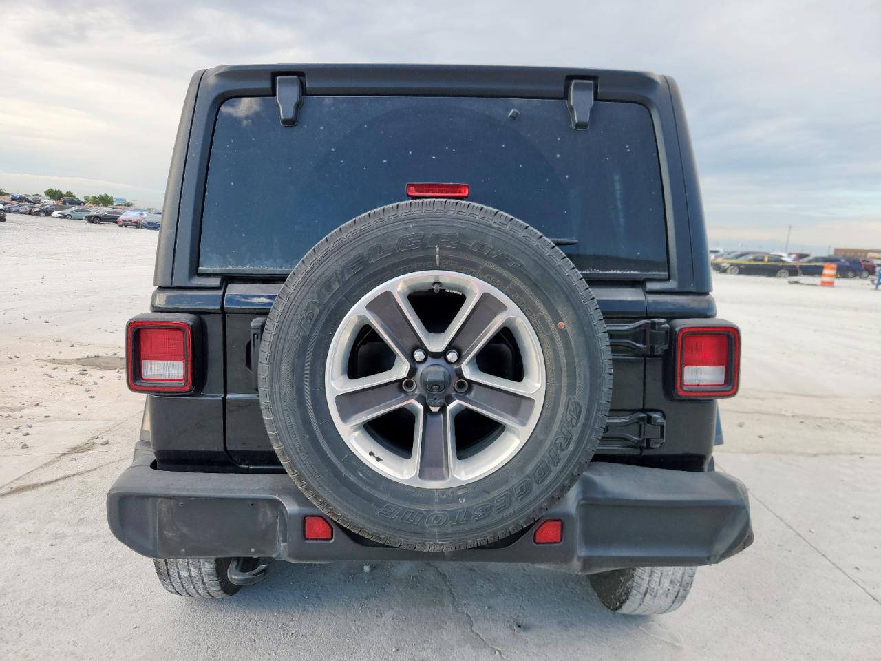 2022 Jeep Wrangler Unlimited Sahara VIN: 1C4HJXEG6NW105970 Lot: 68904205