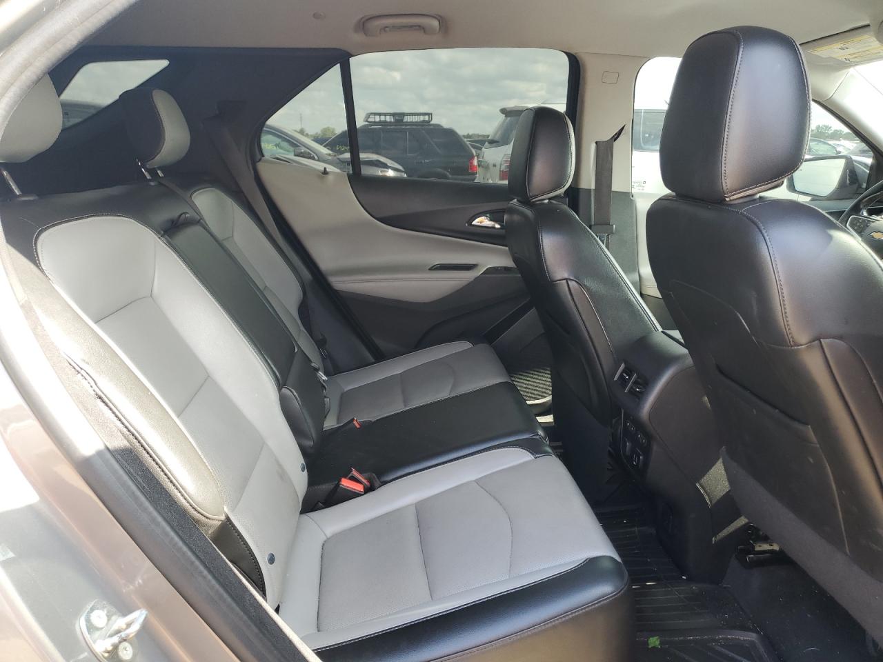 2018 Chevrolet Equinox Premier VIN: 3GNAXMEV8JS531458 Lot: 69405575