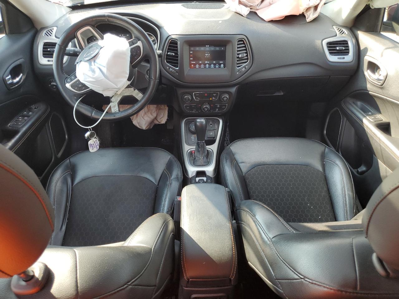 2020 Jeep Compass Latitude VIN: 3C4NJDBB2LT251733 Lot: 67551765