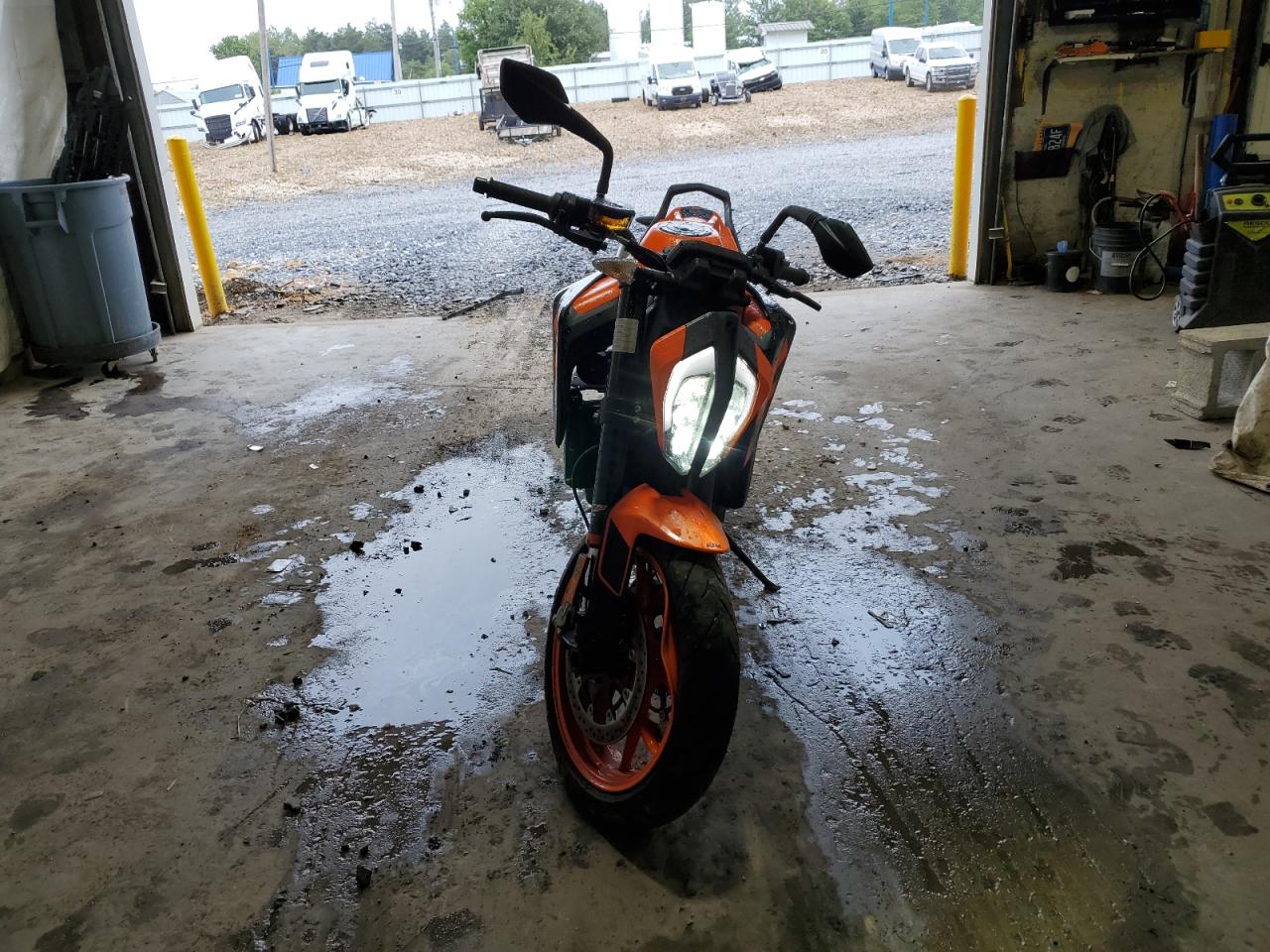 2022 Ktm 890 Duke R orange null gas VBKTU9401NM842568 photo #3