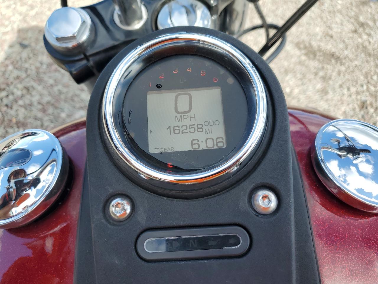 2017 Harley-Davidson Fxdb Dyna Street Bob VIN: 1HD1GXM18HC318291 Lot: 70172625