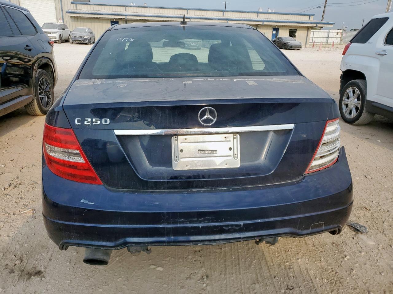 2013 Mercedes-Benz C 250 VIN: WDDGF4HB7DR269176 Lot: 69979735