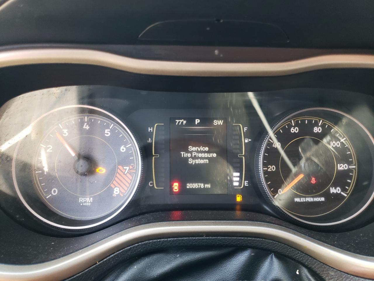 2015 Jeep Cherokee Latitude VIN: 1C4PJMCB3FW749526 Lot: 70626855