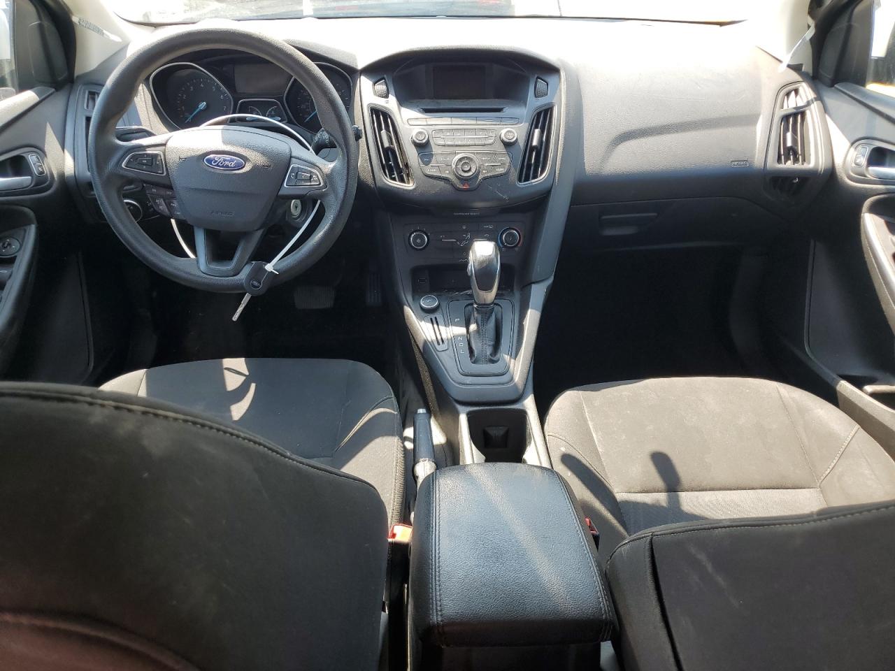 2016 Ford Focus Se VIN: 1FADP3K22GL259004 Lot: 67858195