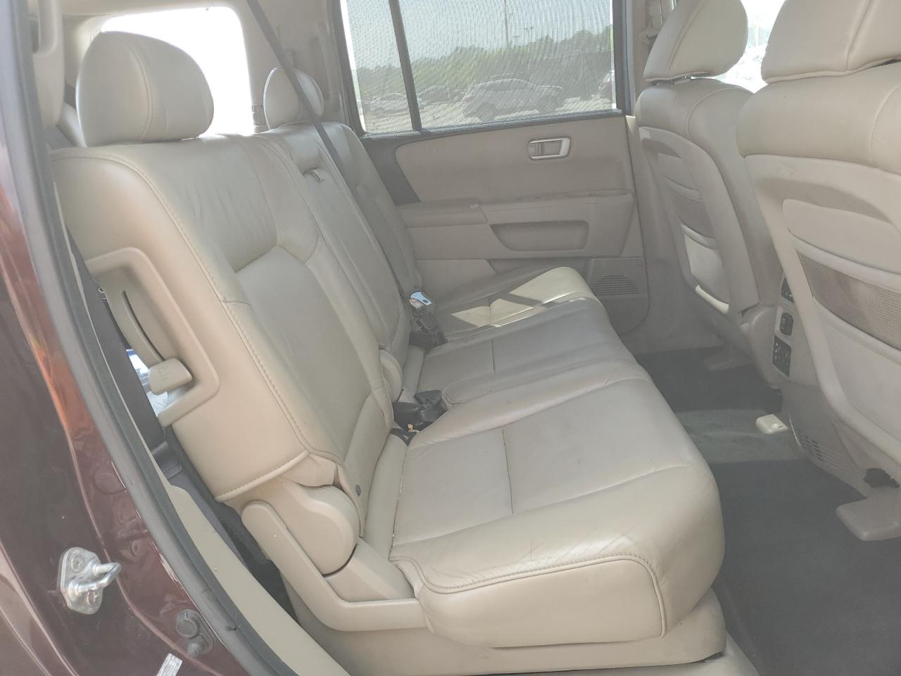 2011 Honda Pilot Touring VIN: 5FNYF4H93BB060595 Lot: 68725315