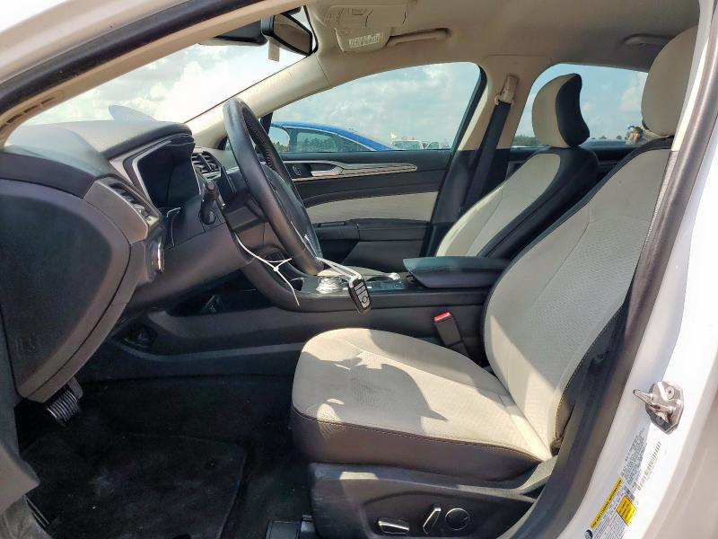 FORD FUSION 2019 Biały