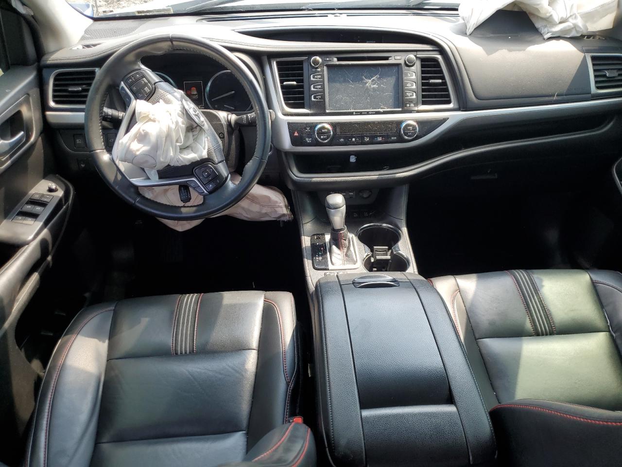 2019 Toyota Highlander Se VIN: 5TDJZRFH3KS963244 Lot: 68614765