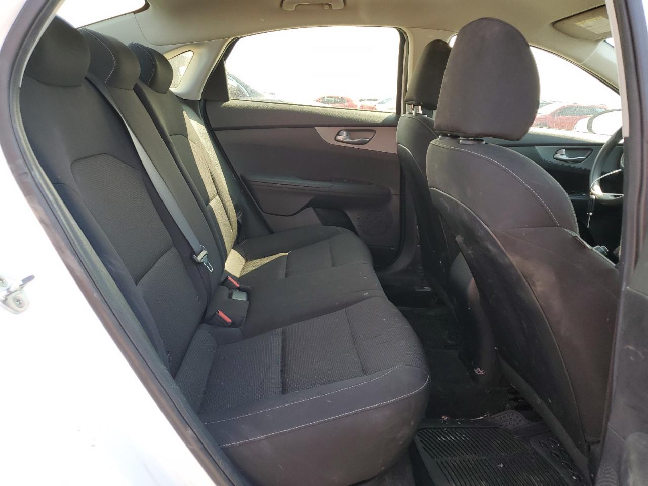 2021 Kia Forte Fe VIN: 3KPF24AD8ME369800 Lot: 68216735