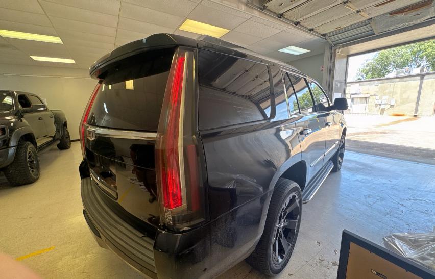 CADILLAC ESCALADE 2019 Black