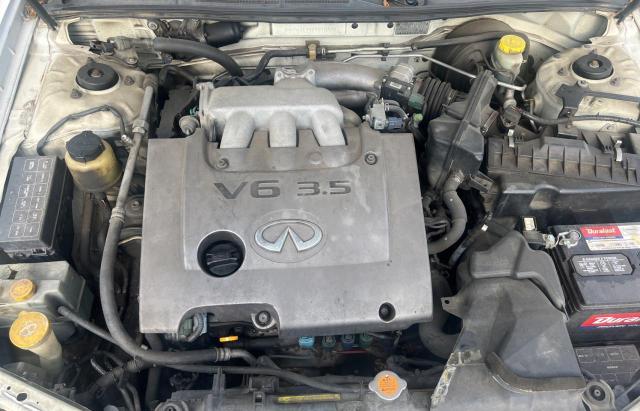 2002 INFINITI I35   