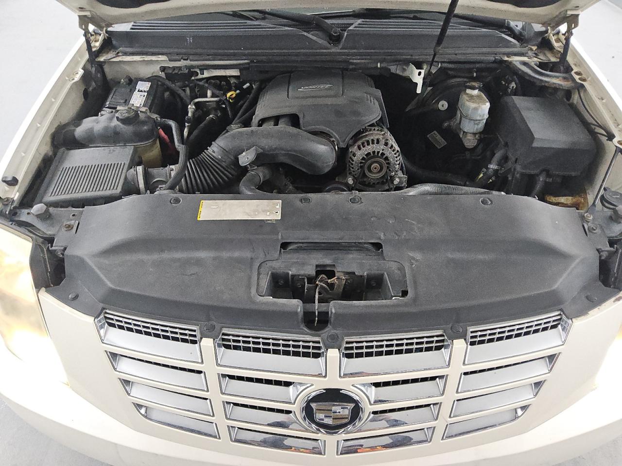 2007 Cadillac Escalade Luxury VIN: 1GYFK63827R170420 Lot: 69487775