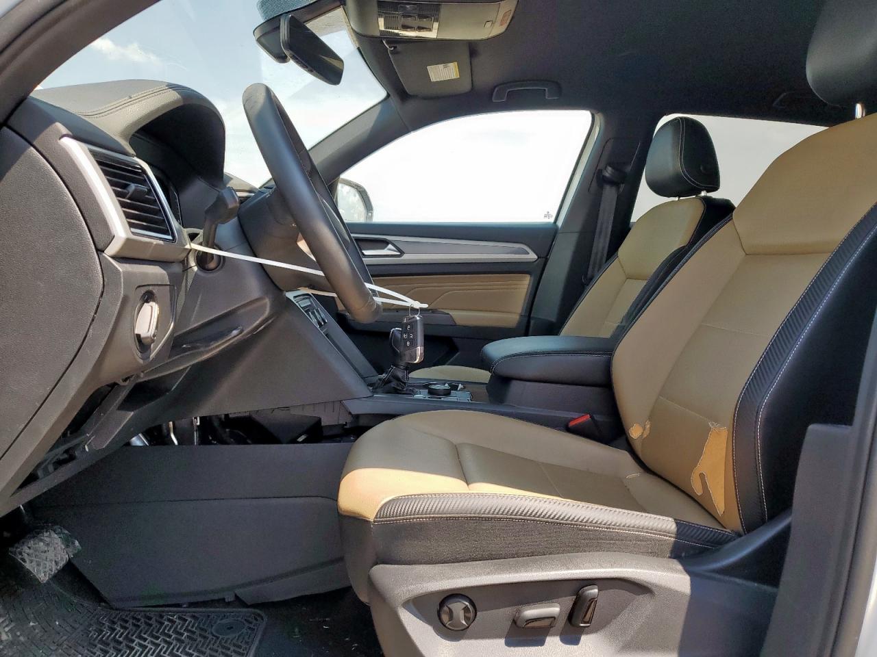 2022 Volkswagen Atlas Cross Sport Se VIN: 1V2HE2CA3NC230589 Lot: 69668835