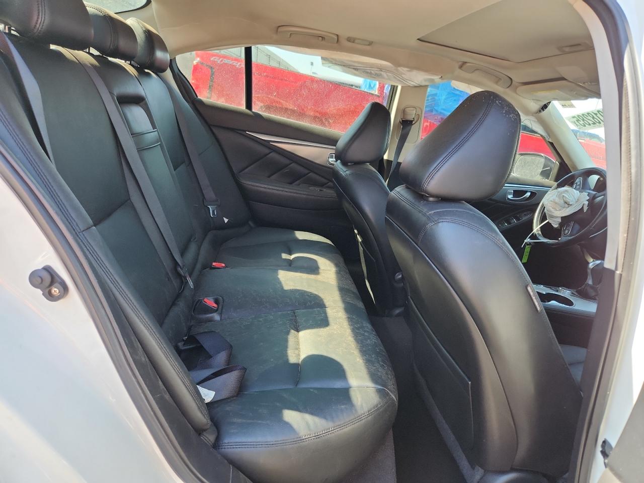 2015 Infiniti Q50 Base VIN: JN1BV7ARXFM390657 Lot: 69918285