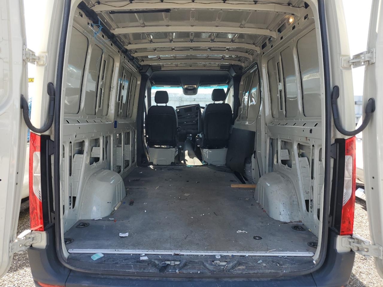 2021 Mercedes-Benz Sprinter 2500 VIN: W1Y4DBHY1MP425893 Lot: 69652855