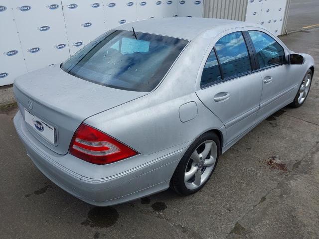 2004 MERCEDES BENZ C200 KOMP.