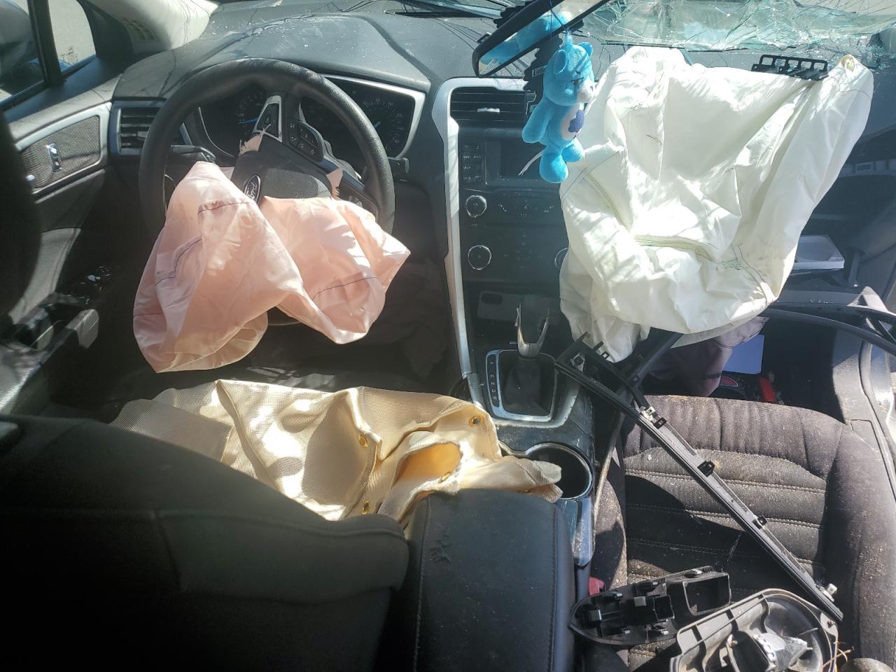 2015 Ford Fusion Se VIN: 3FA6P0H73FR176384 Lot: 70809705