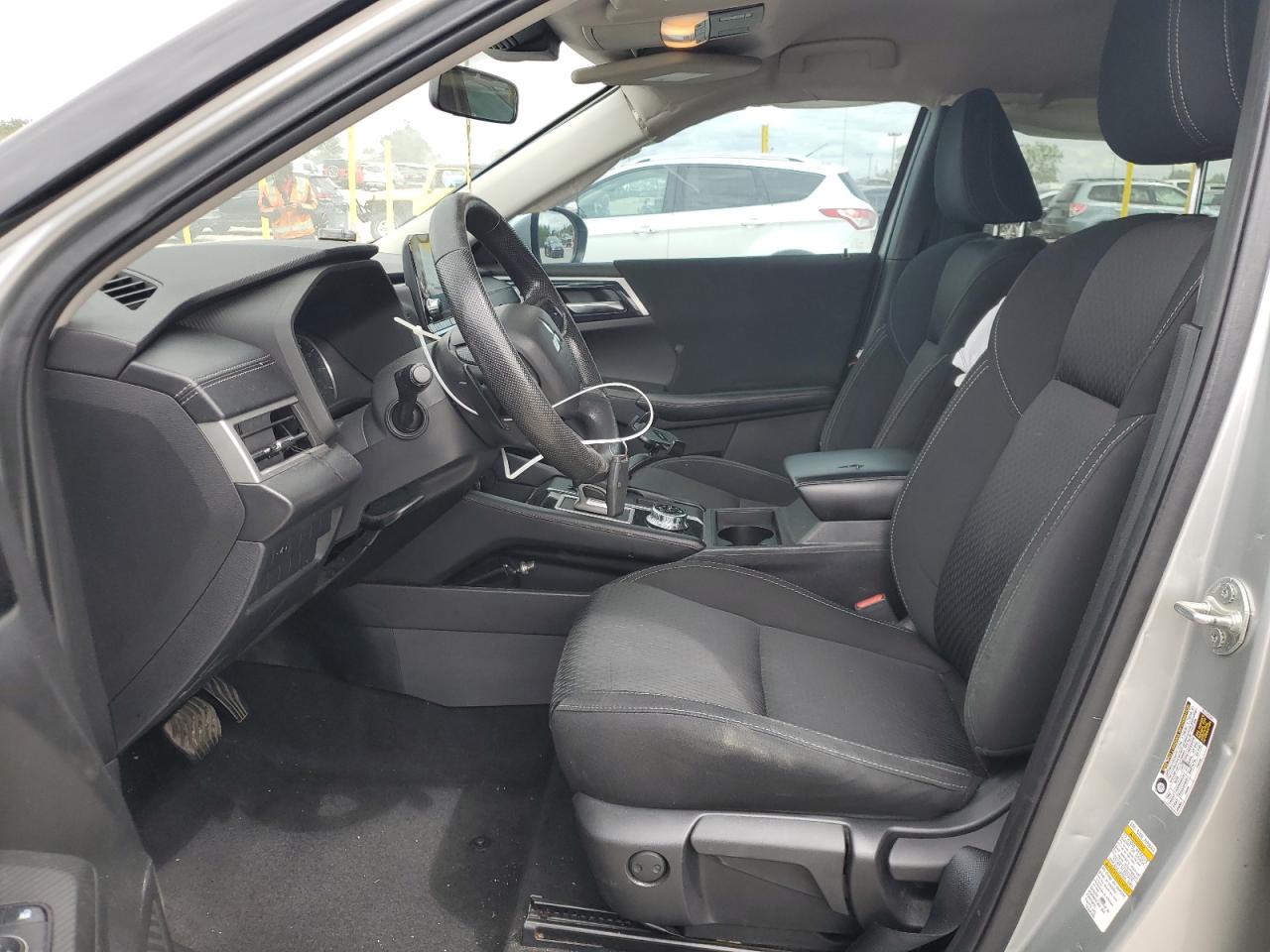 2022 Mitsubishi Outlander Es VIN: JA4J4TA83NZ013806 Lot: 70000145