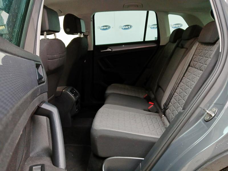 2022 VOLKSWAGEN TIGUAN LIFE
