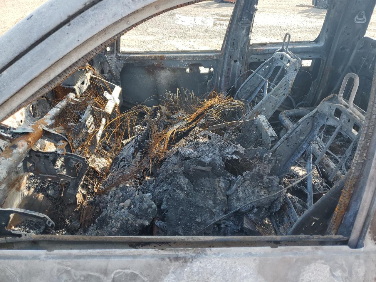 2016 Ram 1500 St VIN: 1C6RR7FG9GS327755 Lot: 67130055