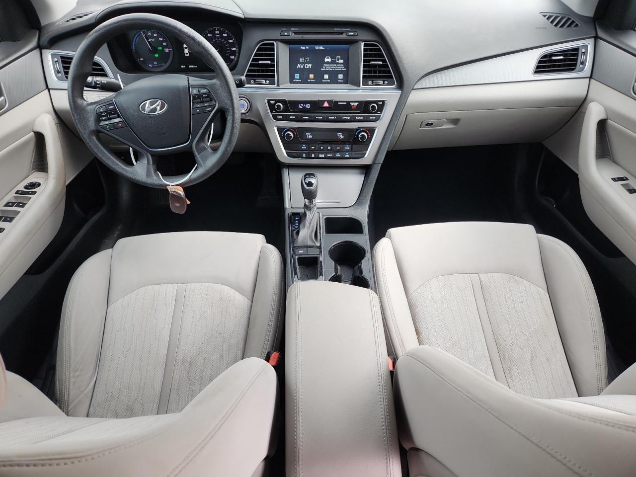 2017 Hyundai Sonata Hybrid VIN: KMHE24L13HA058326 Lot: 68241905