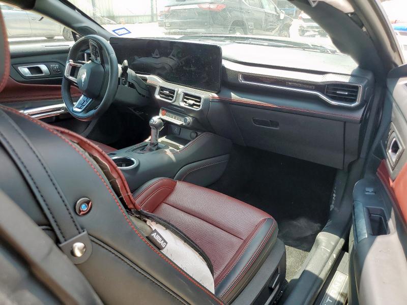  FORD MUSTANG 2024 Черный