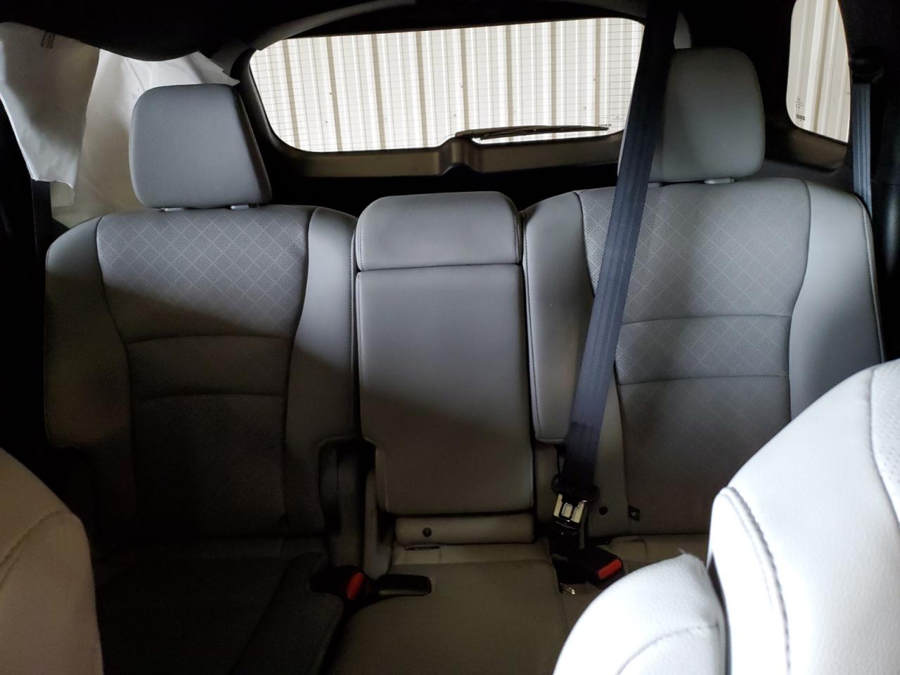 2019 Honda Passport Touring VIN: 5FNYF8H94KB002261 Lot: 67865985