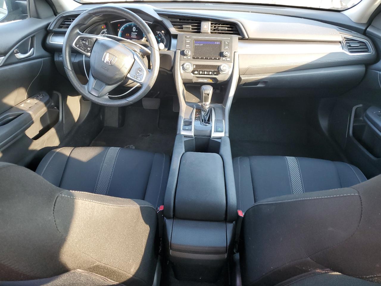 2017 Honda Civic Lx VIN: 2HGFC2F67HH577304 Lot: 67387265