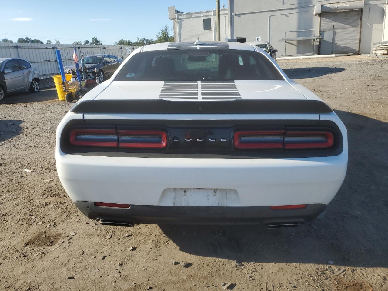 2016 Dodge Challenger R/T VIN: 2C3CDZBT0GH210136 Lot: 70772425