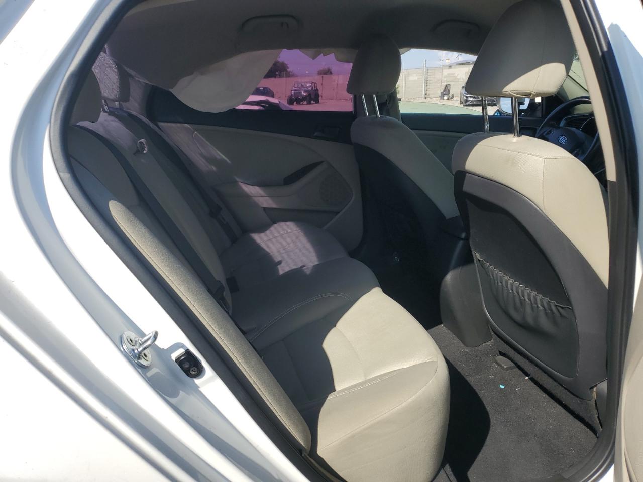 2012 Kia Optima Lx VIN: KNAGM4A72C5281647 Lot: 70503285