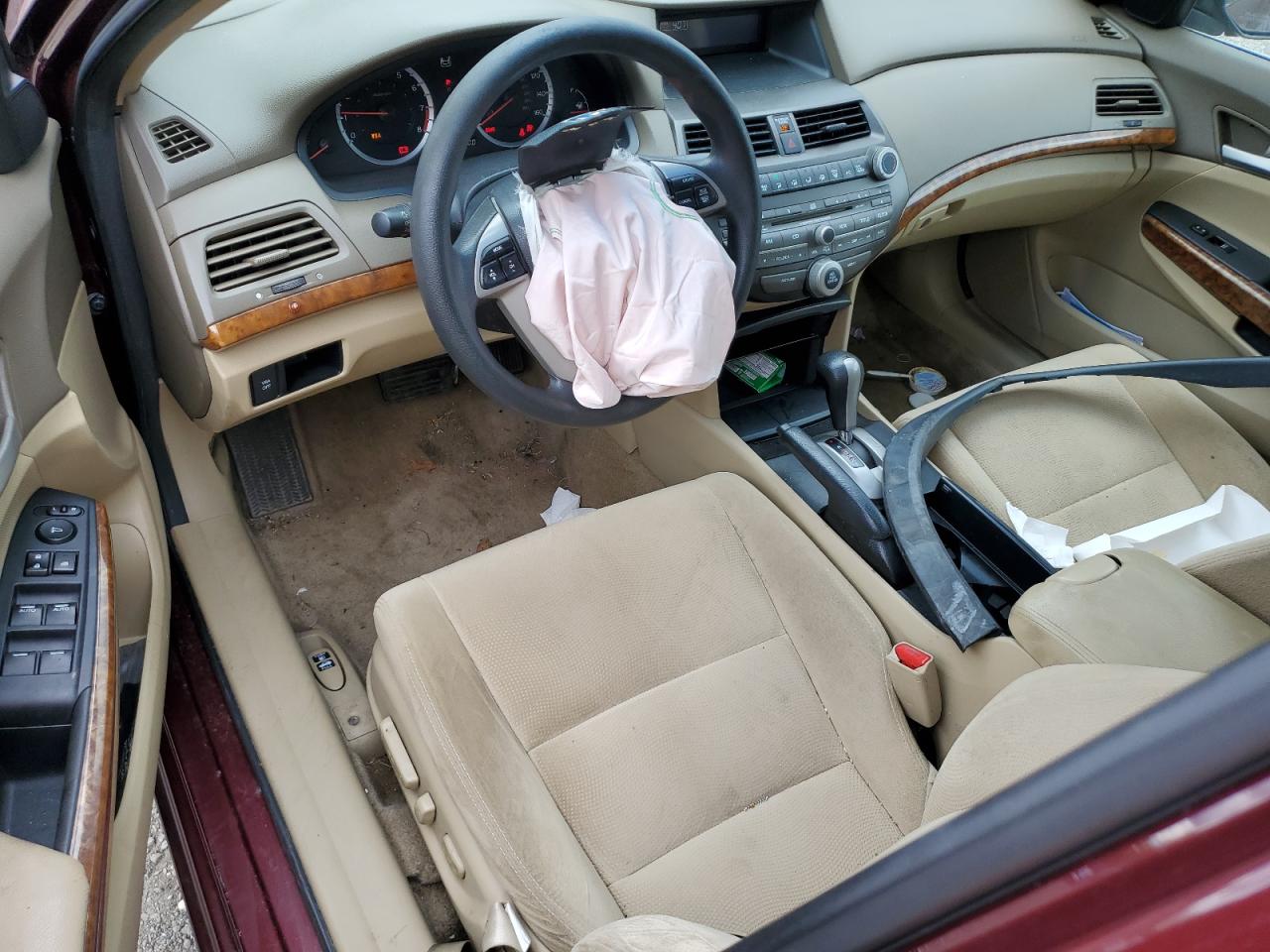 2010 Honda Accord Ex VIN: 1HGCP2F76AA137689 Lot: 70636575