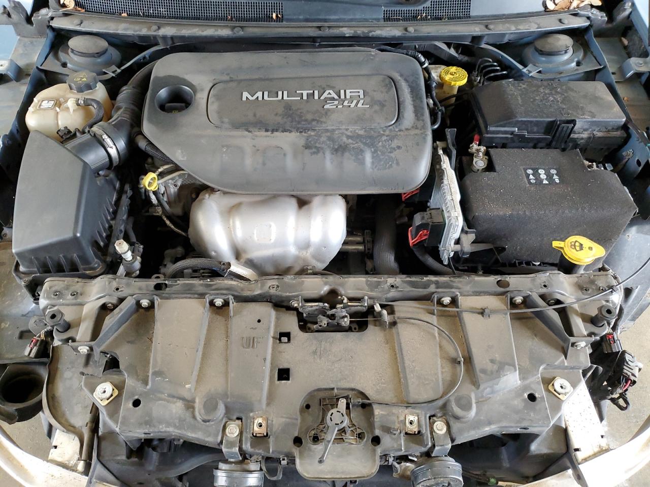 2015 Chrysler 200 S VIN: 1C3CCCBB5FN695628 Lot: 85915435