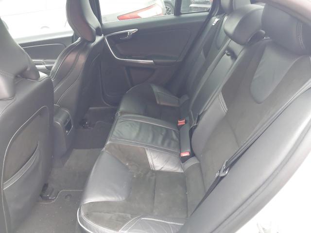 2015 VOLVO S60