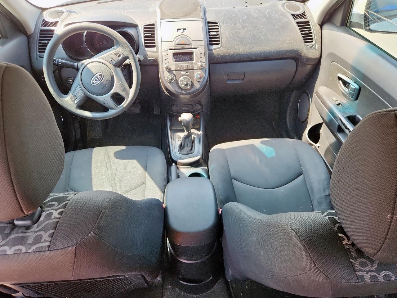 2011 Kia Soul + VIN: KNDJT2A20B7709674 Lot: 70110405