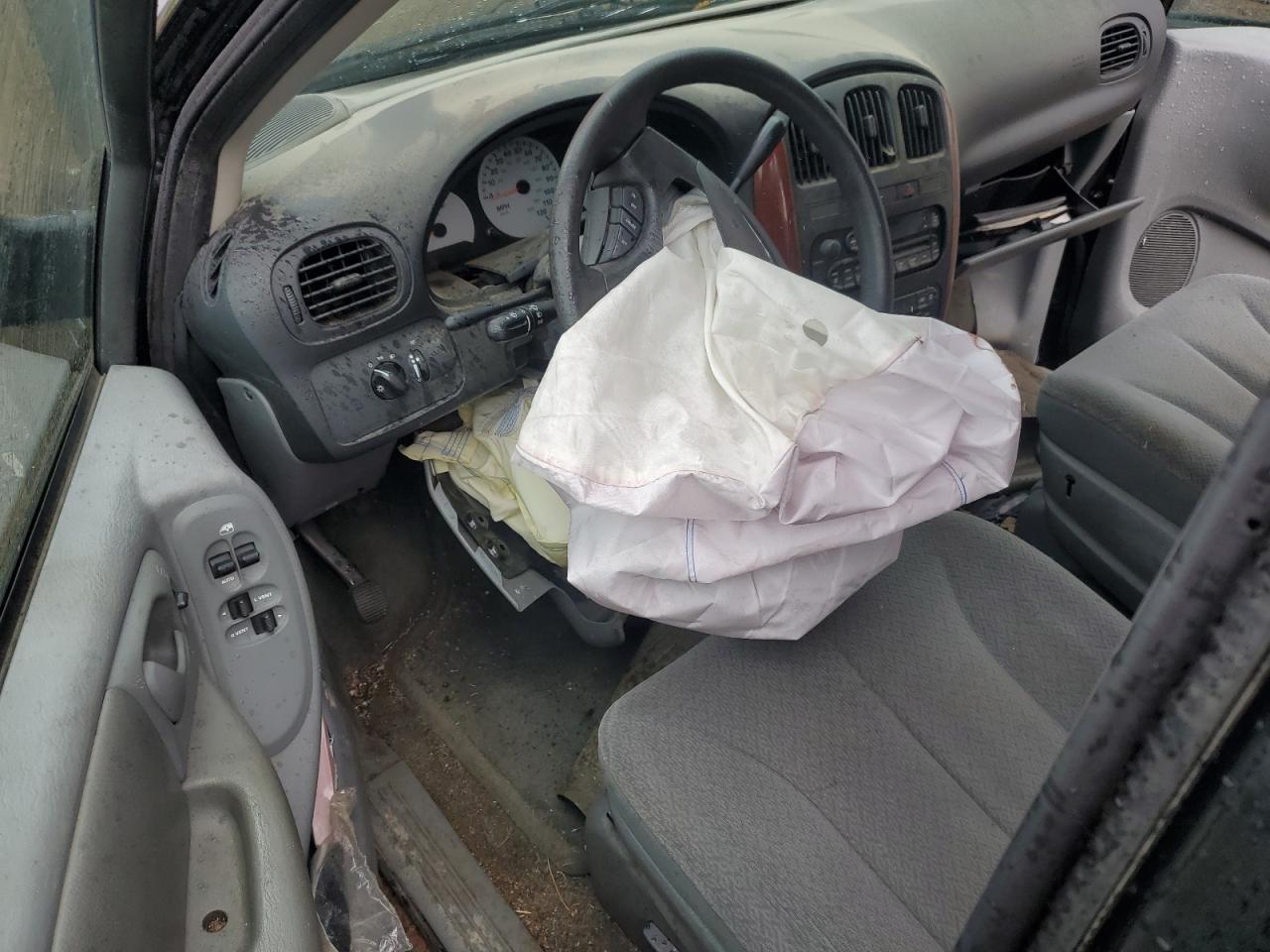 2005 Chrysler Town & Country VIN: 1C4GP45R85B326505 Lot: 70260525