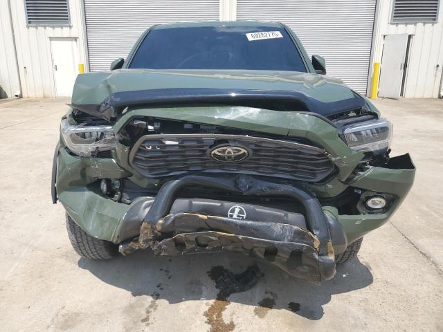  TOYOTA TACOMA 2021 Зеленый