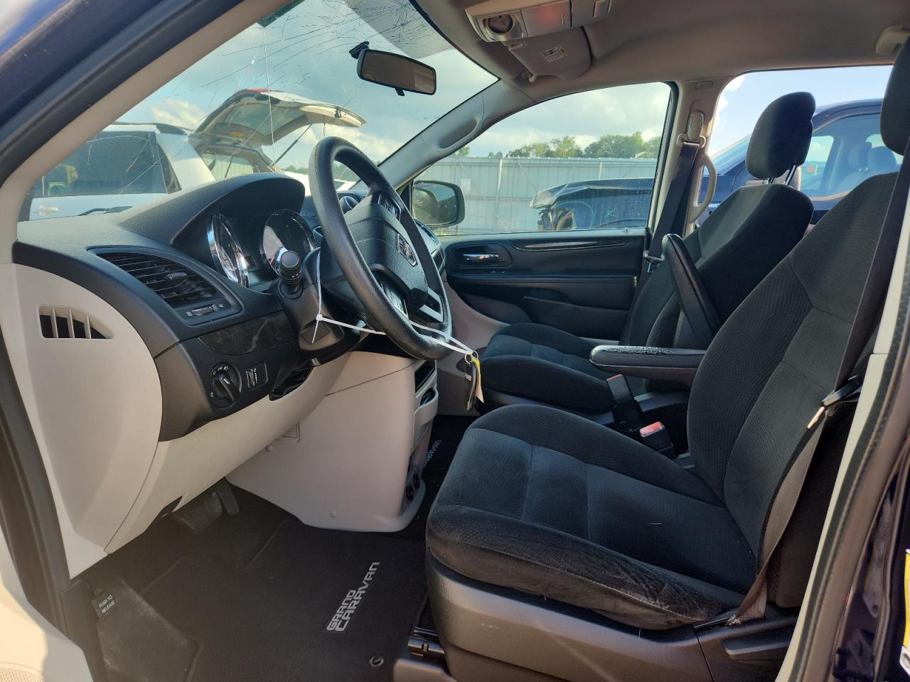 2017 Dodge Grand Caravan Se VIN: 2C4RDGBG8HR626315 Lot: 70020005