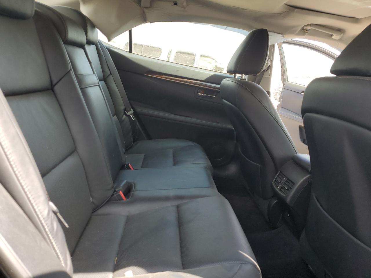 2014 Lexus Es 350 VIN: JTHBK1GG0E2118796 Lot: 70477735