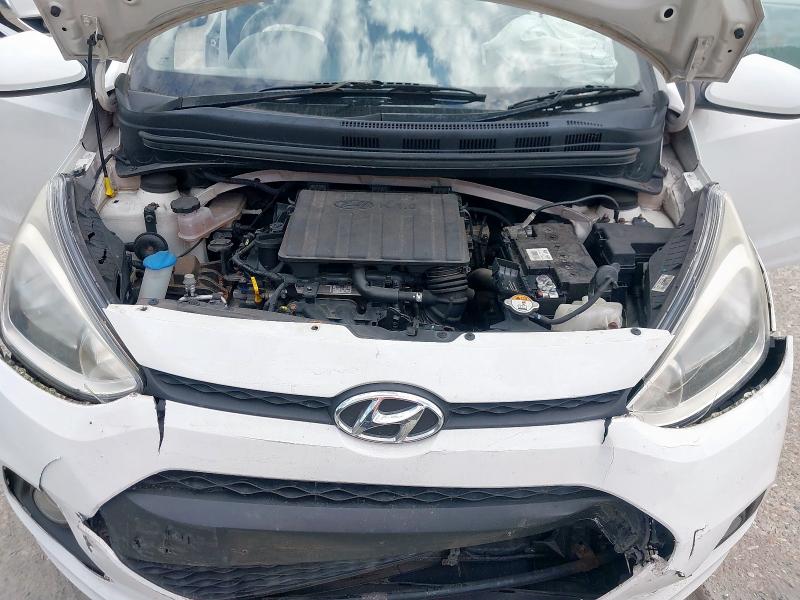 2014 HYUNDAI I10 SE 